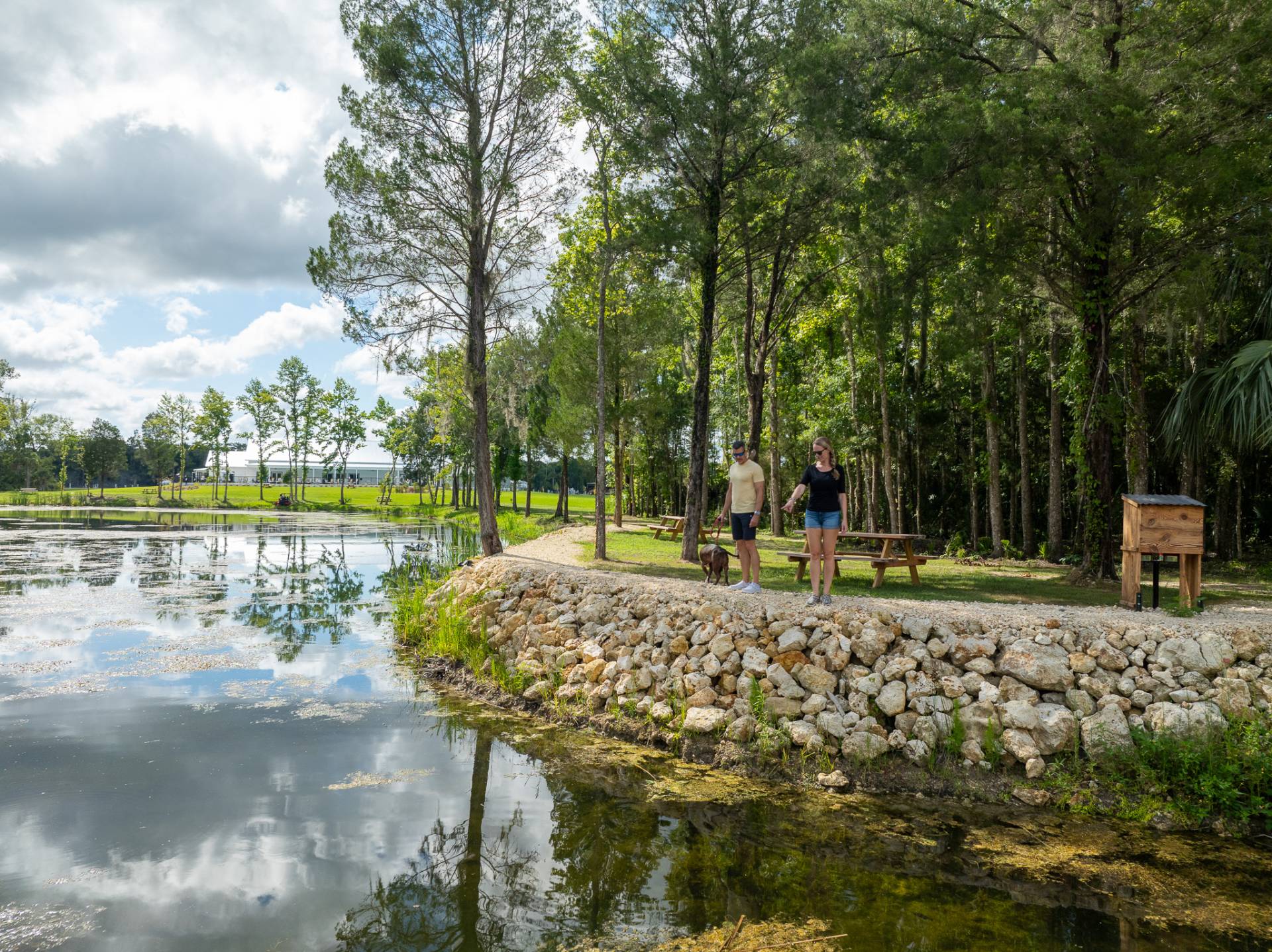 Lakeside walking trail at Sweet Citrus Acres